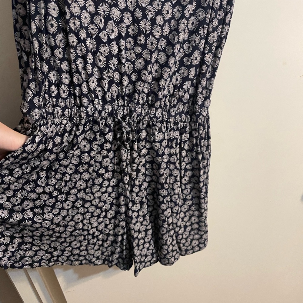 Romper - Picture 2 of 4